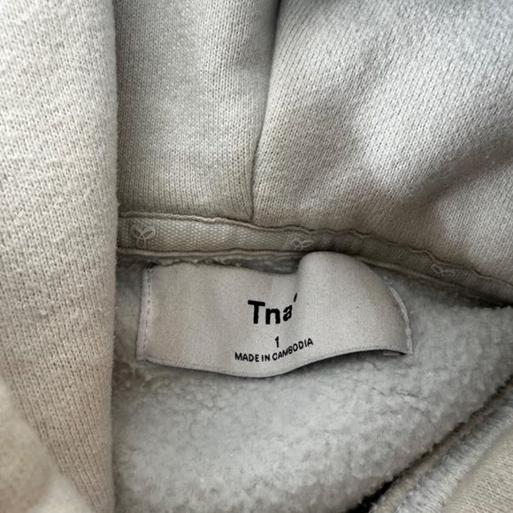 Light Blue Aritzia Hoodie TNA - Picture 2 of 4